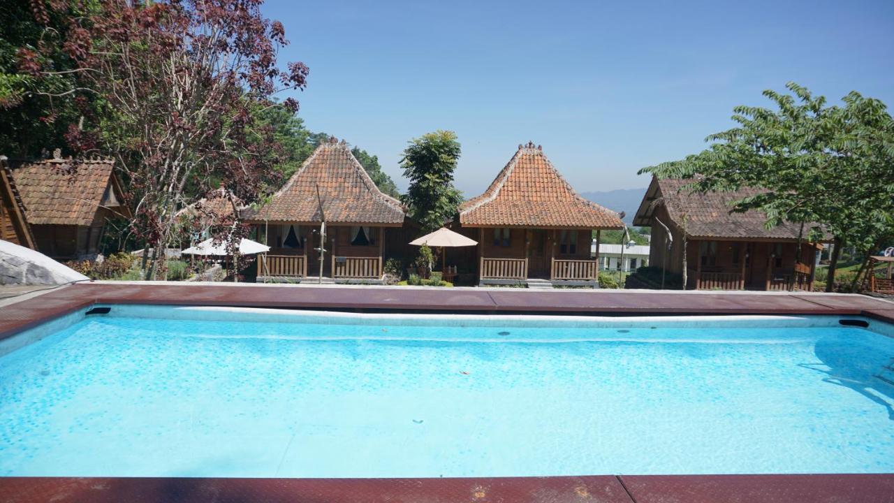 Le Desa Resort Syariah Wonosobo Bagian luar foto