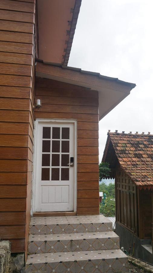 Le Desa Resort Syariah Wonosobo Bagian luar foto