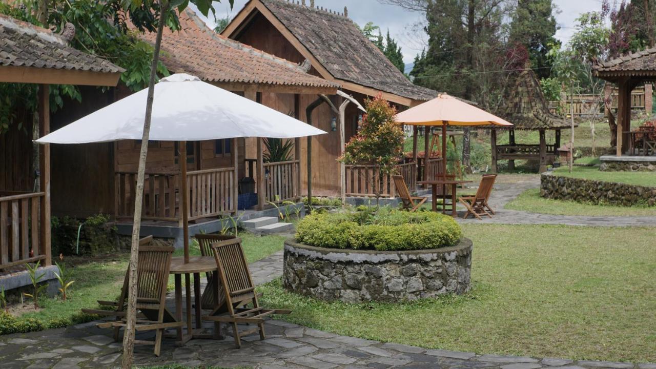 Le Desa Resort Syariah Wonosobo Bagian luar foto